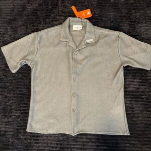 YOUNGLA WOVEN BUTTON UP